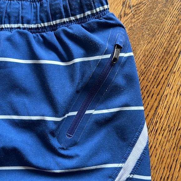 Lululemon Surge shorts, size L - Picture 2 of 12